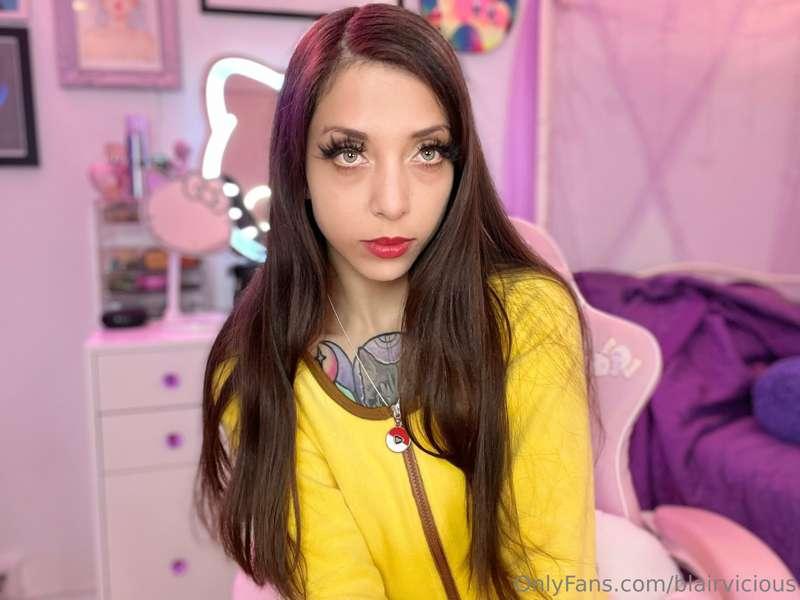 Sexy ass pikachu 😌❤️‍🔥