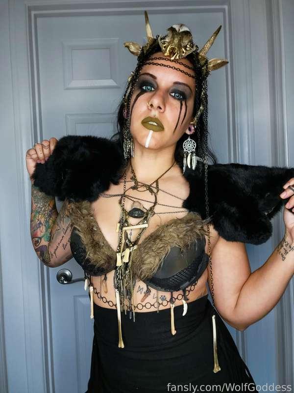 wolfgoddess image #3