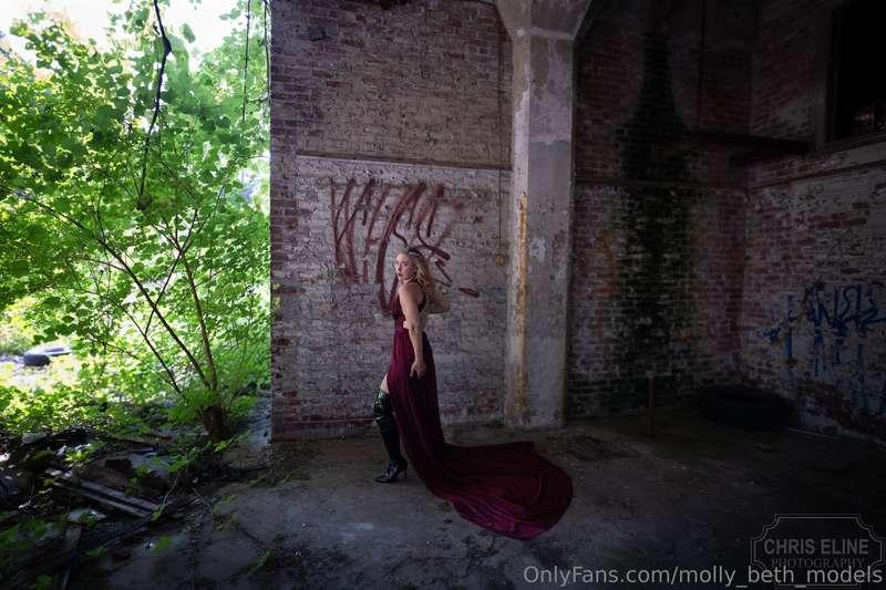 molly_beth_models image #1