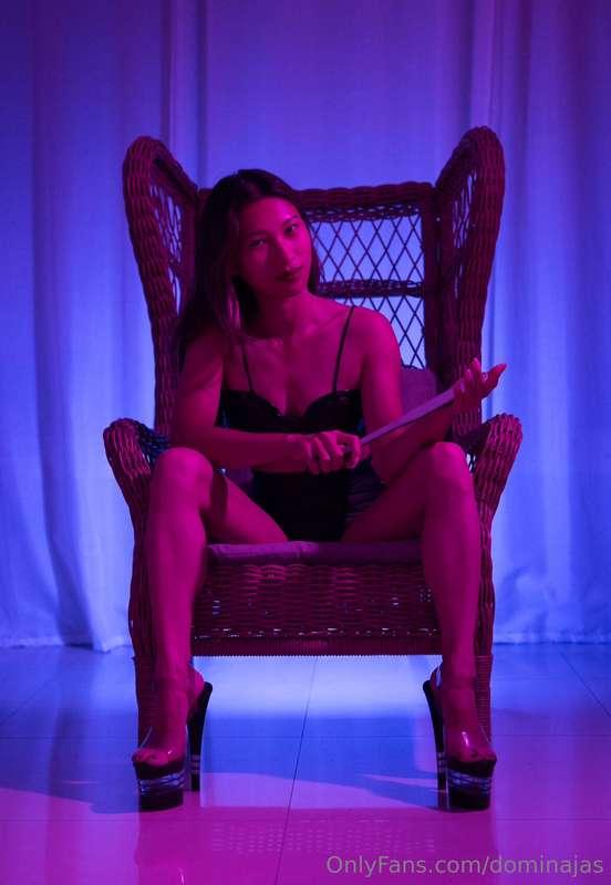 Come and play with me 😈