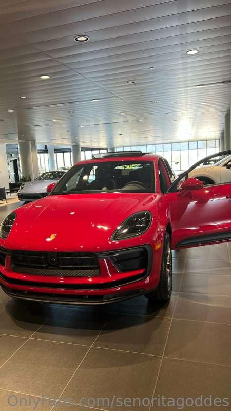 senoritagoddes image #0