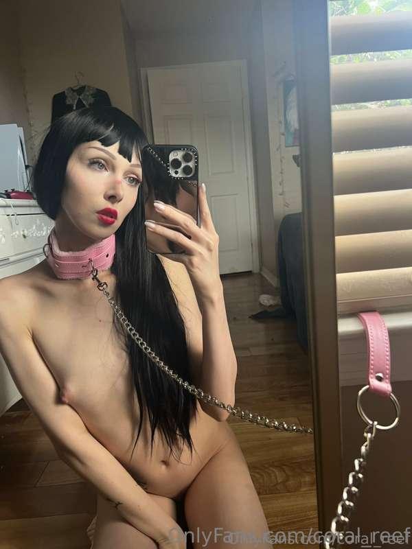 I'm Daddys little girl, I want you to parade me around!