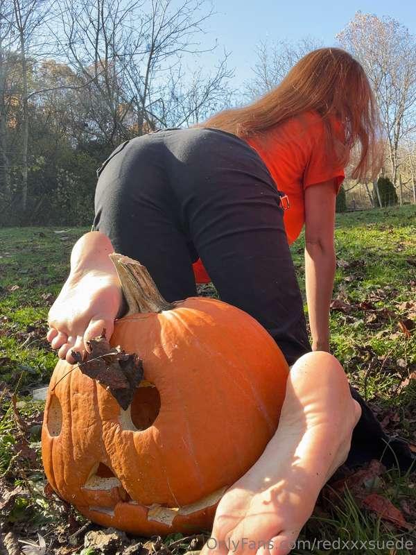 redxxxsuede image #1