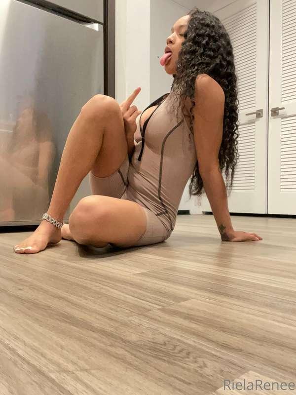 Ughhhh my pics won’t come out right today 👿