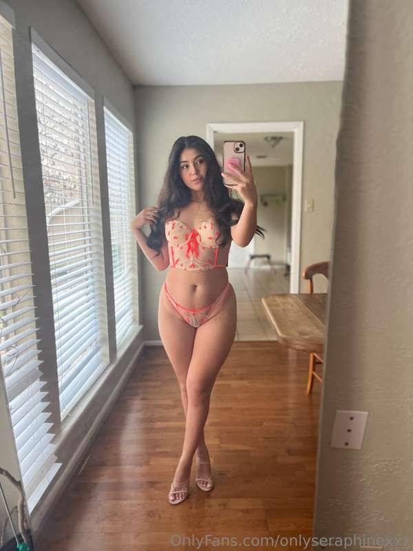 heels were made for lingerie 🤌😚