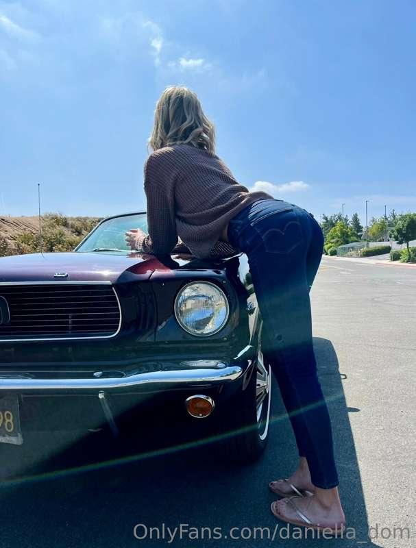 Wanna take a ride with me?😎😏 

(Premium page saw me topless!..