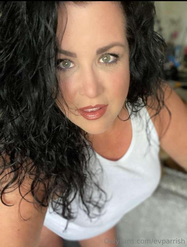 Happy Tanktop Tuesday!I just made that up 😂