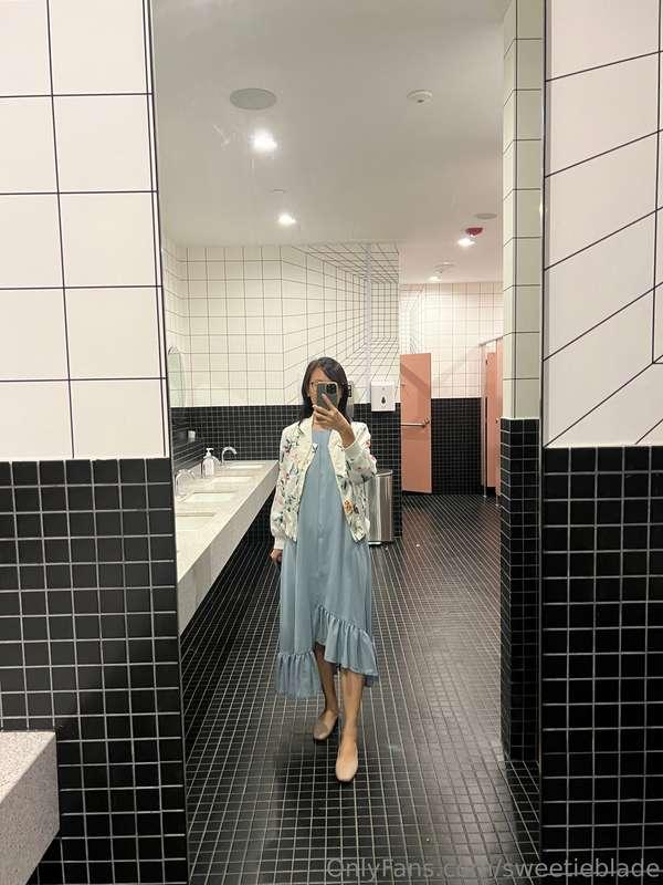 The past week’s #OOTD:

- #Hollyhoque maxi dress
- #Uniqlo s..