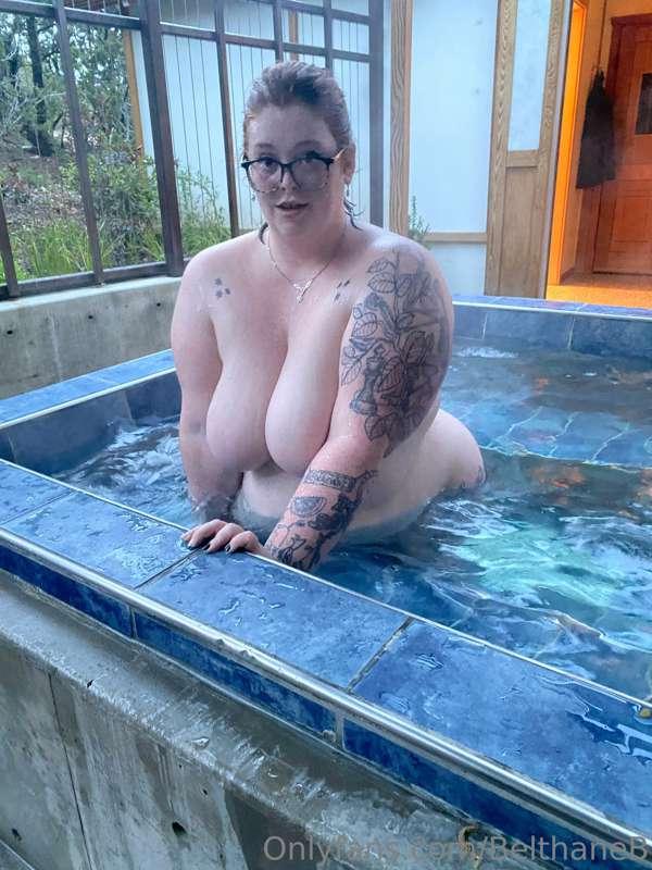 Th steam makes me feel like I’m glowing 🧚‍♀️