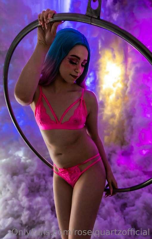 roseiquartzofficial image #6