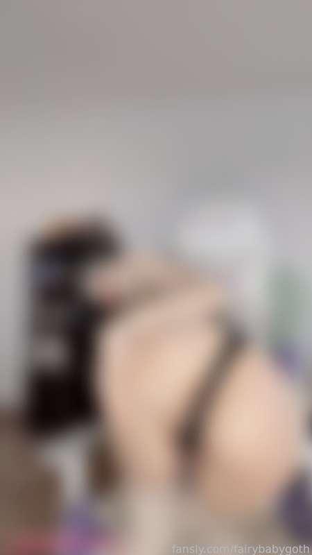 1 like = 1 spank 🍑🥵

#ass #bigass #swollen #hairy #pussy #petite #nun #fyp