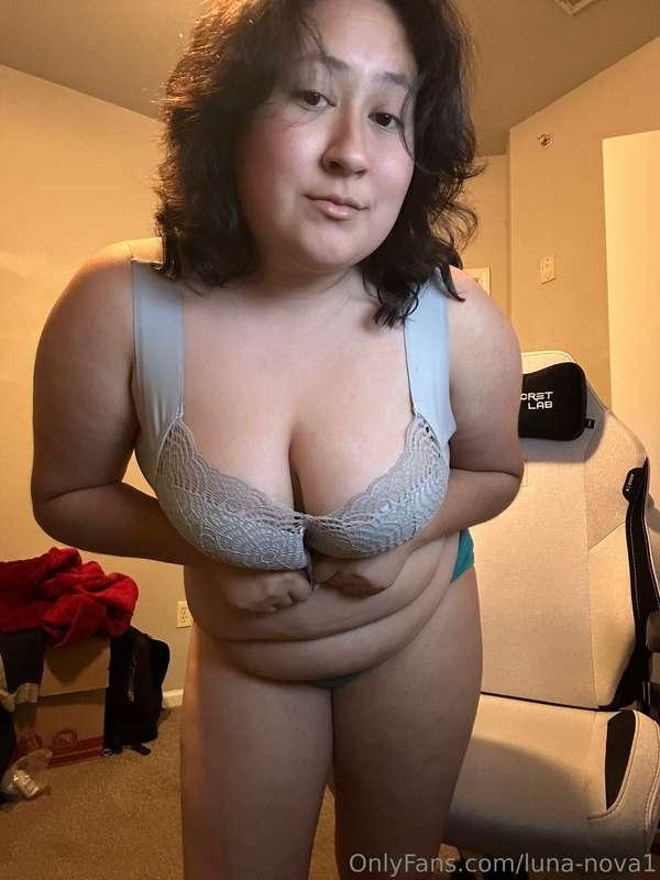 Just feeling my thick body