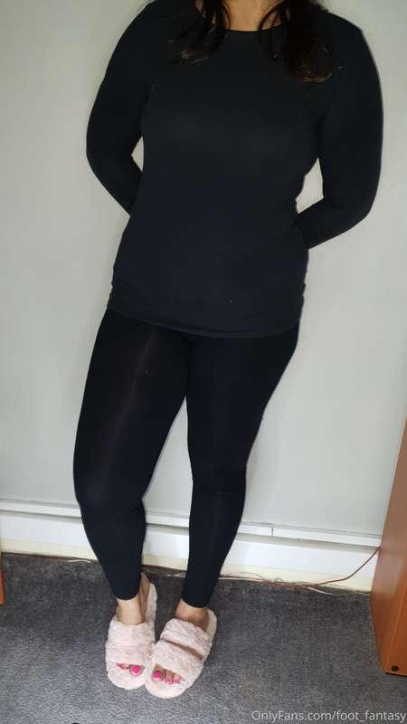 All black and new pedi