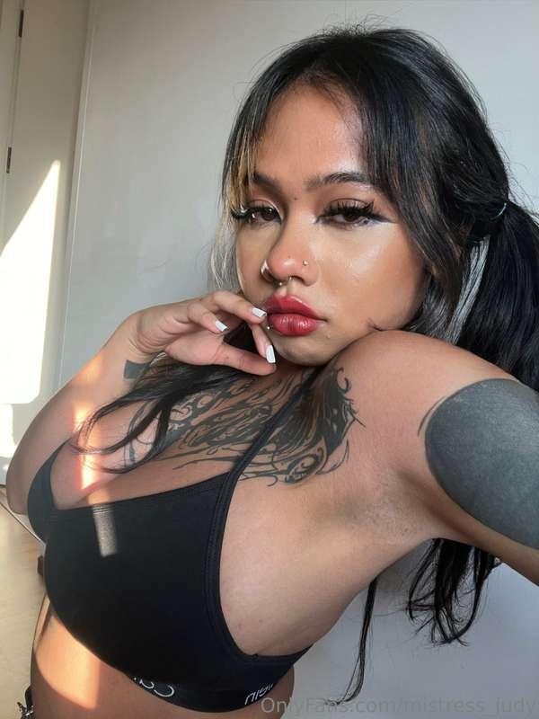 Some of you lot have said me you have an armpit fetish... We..