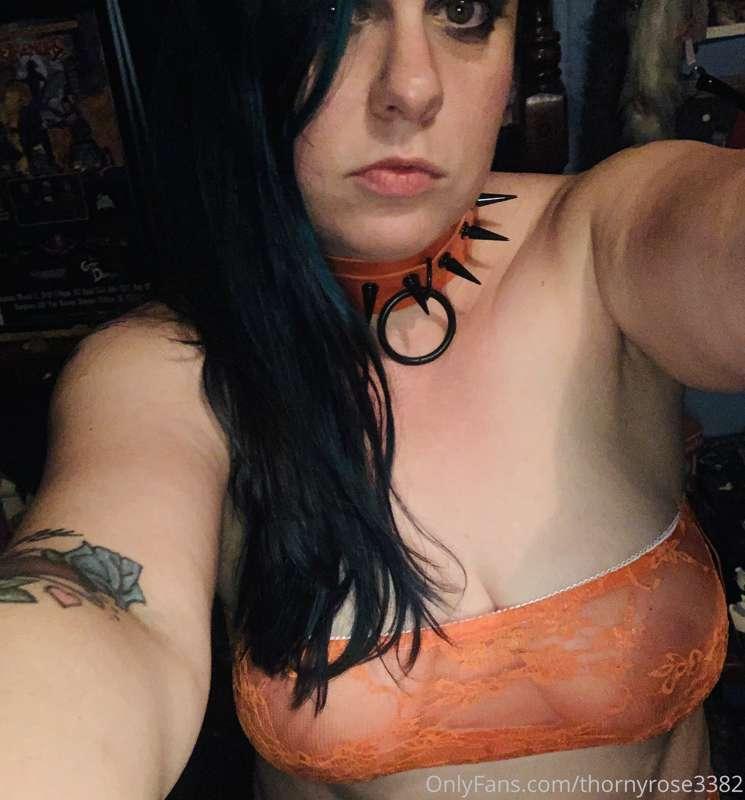 <3