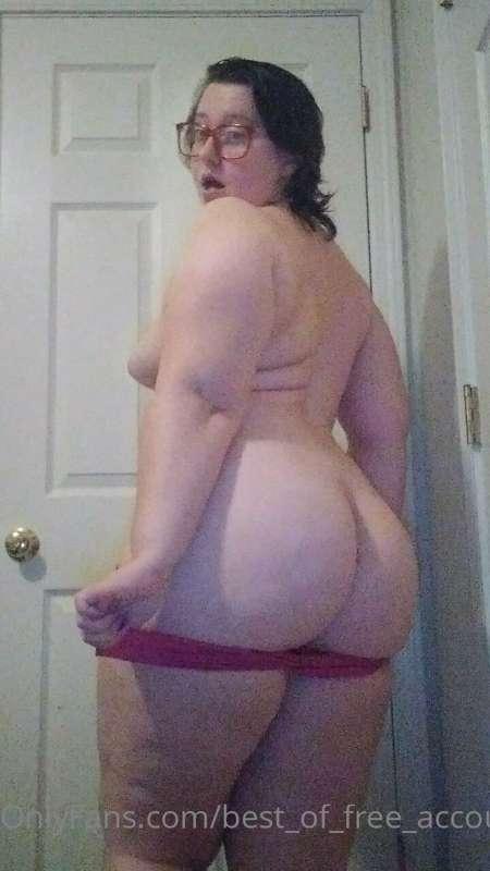 # Hey baby! 😍Cum see more of what I have to offer on my OF! ..