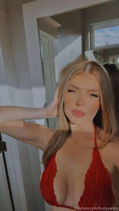 Your naughty little slut wants to play 😈