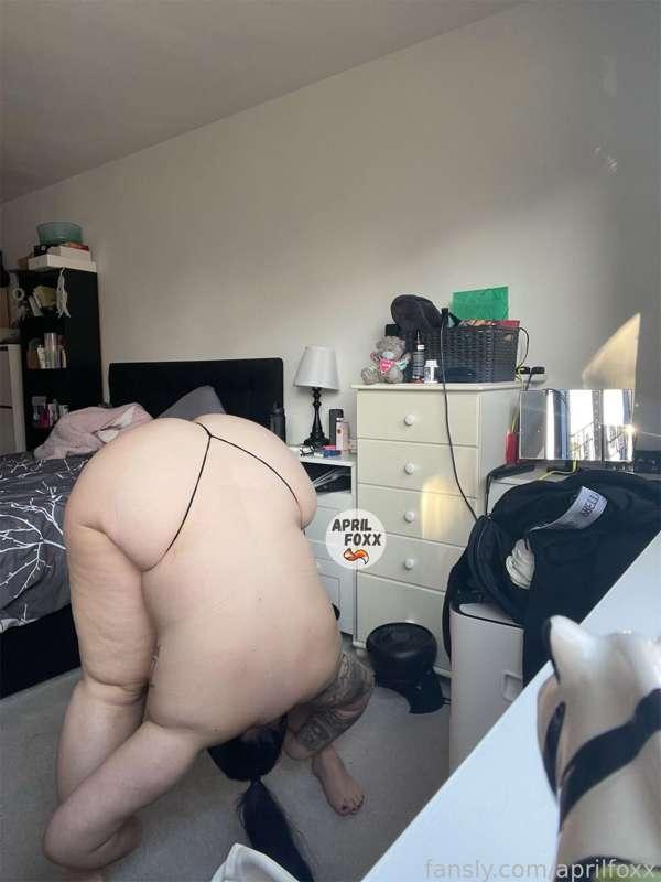Am I flexible enough? 😈