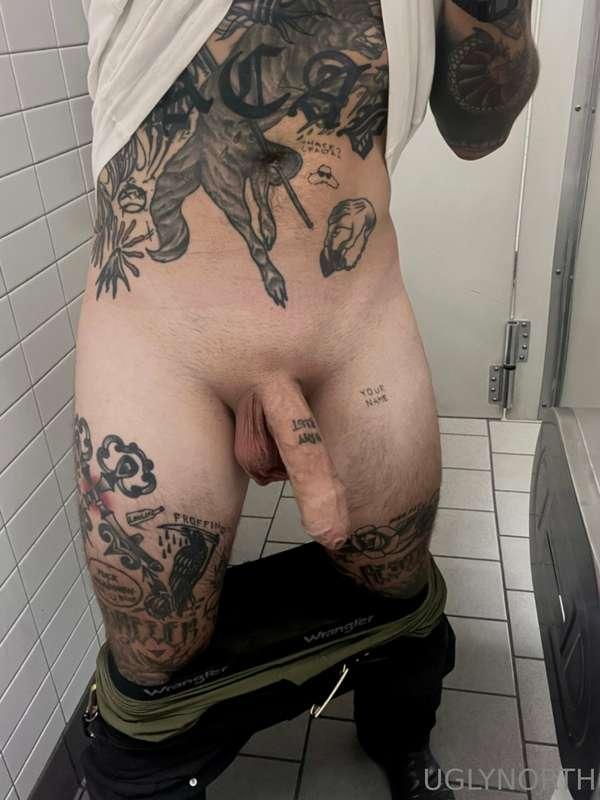 Sneaky bathroom link