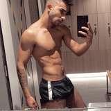 aron_kussfree