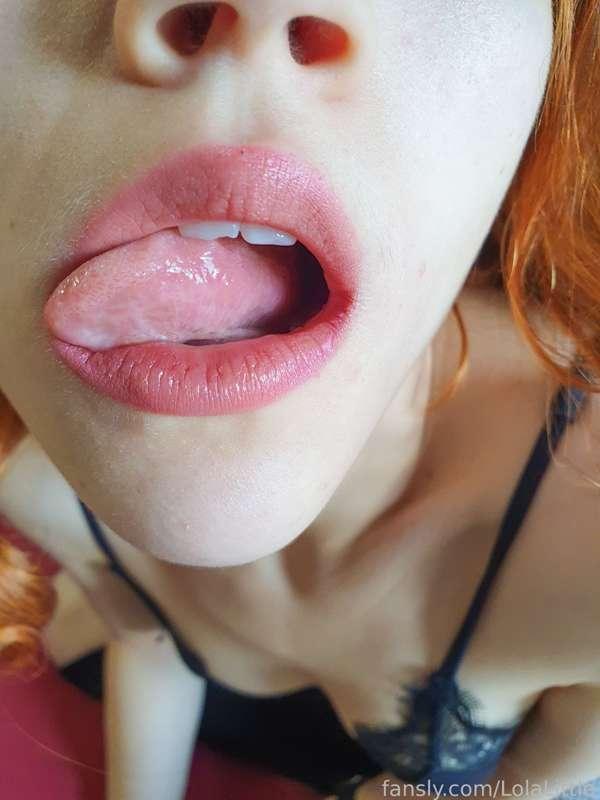 Will daddy taste his little good girl?

#daddy #girl #teen #tongue #spitplay #lips #young #loli #ageplay #fyp