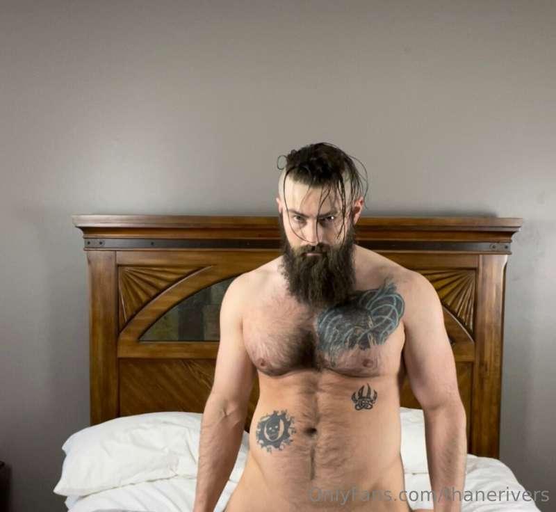 This one’s got a bit of everything, a bit of stroking, a cou..