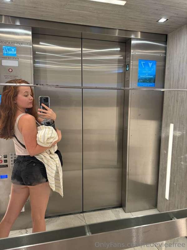 I have an idea...let's get naughty in the elevator😈