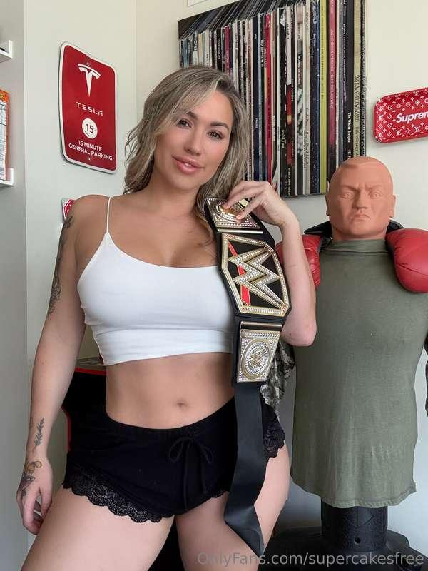 Let's do some naughty wrestling at https://onlyfans.com/supe..