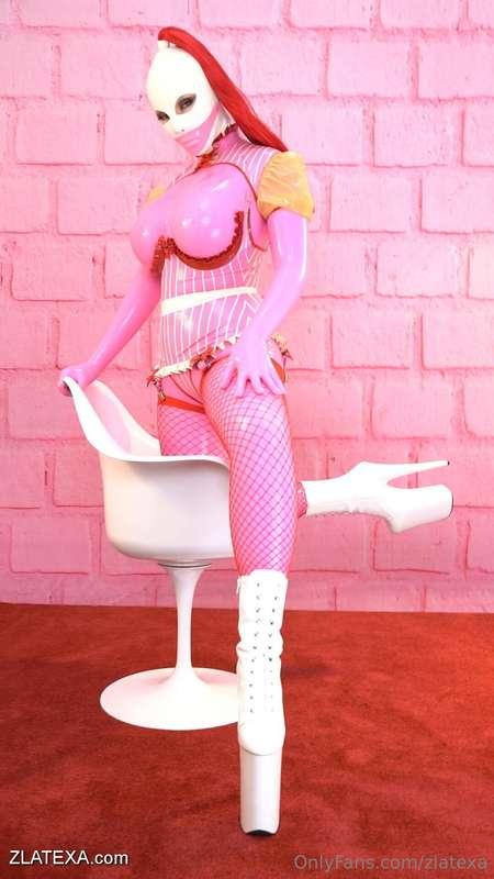 Temptation in pink
