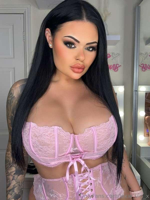I don’t have to wear pvc or latex to make your cock throb, y..