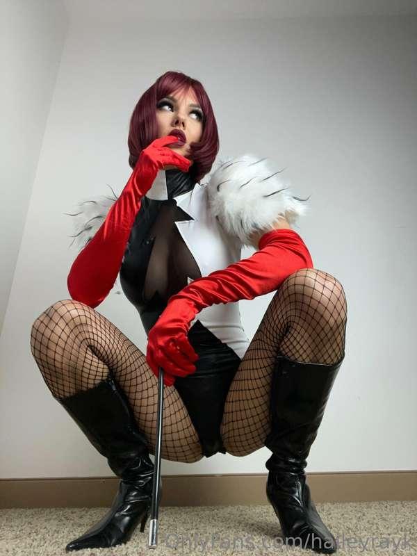 halloween's over, but we can still play 😈