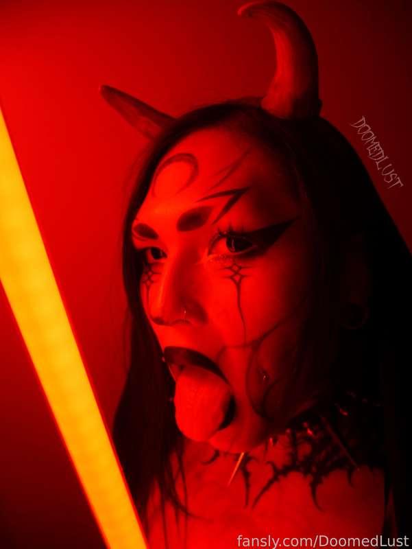 doomedlust image #14