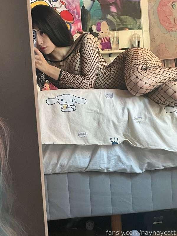 naynaycatt image #11