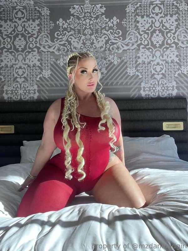 F O U R new scenes dropping SOOON! make sure your renew is O..