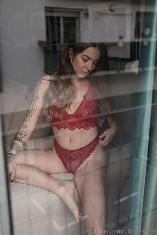 Tell me your hottest fantasies.. 😈🔥