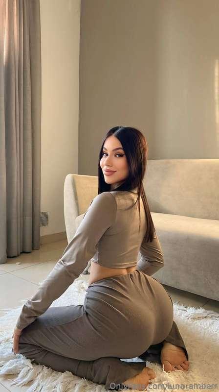 🎁 HOT @auroraitalian 🖤 WILD BITCH😈🔞Her sweet pussy will blow..