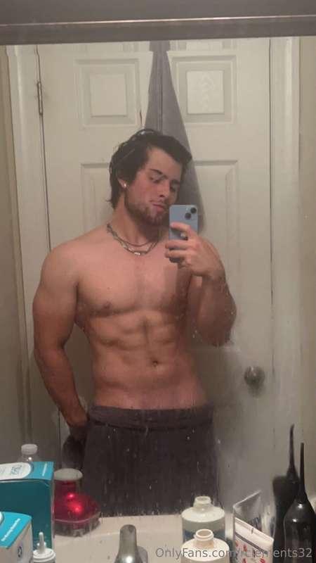 21st birthday tomorrow..might get super crazy and send out s..