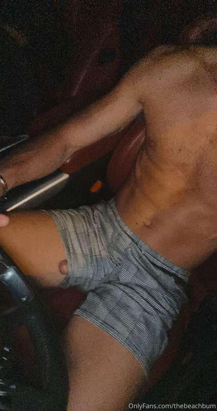 thebeachbum image #0