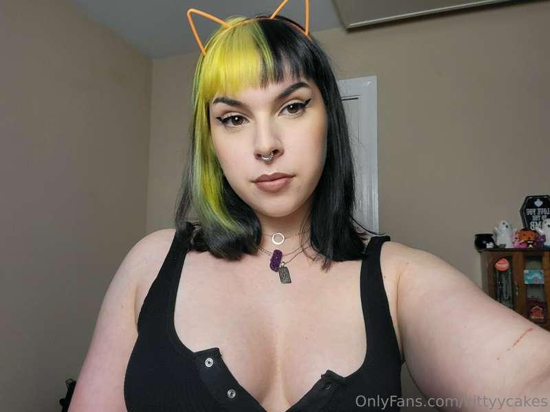 kittyycakes image #0