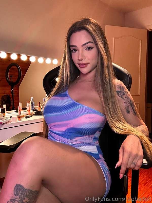 Ready to go out.... Where would you take me on our first dat..