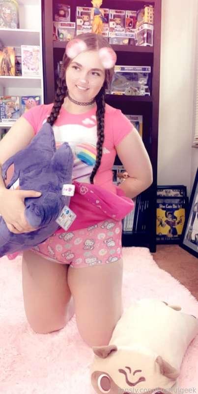 lustfulgeek image #1