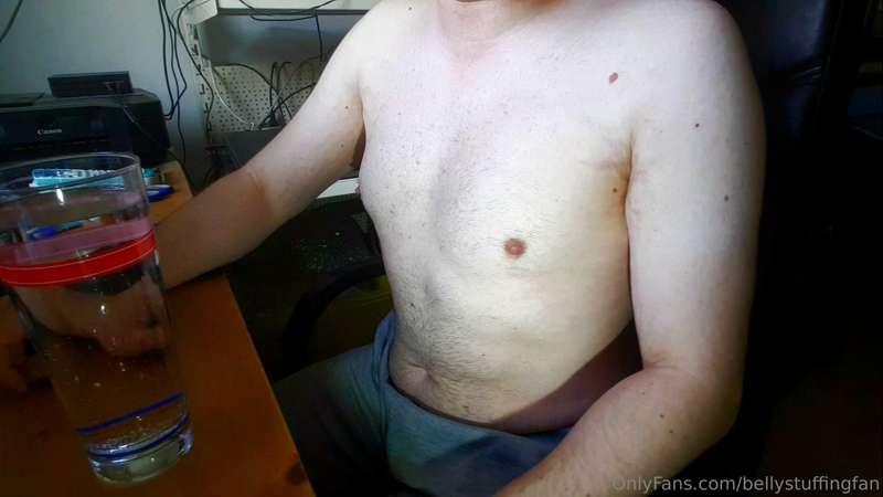 Hey here are some pics from my newest belly stuffing clip!