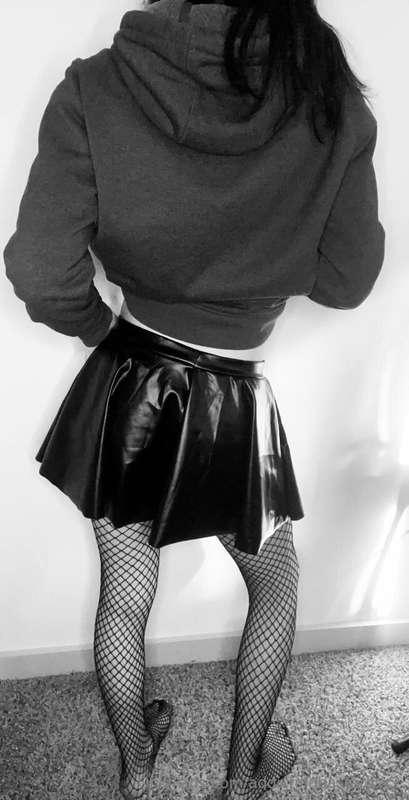 come lift my skirt up and take a peek ❤️