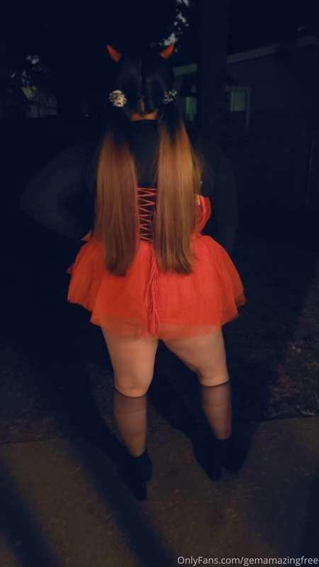 My favorite part of this costume is how short it is 😉💋