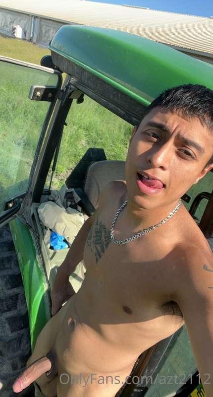 Since it’s Friday might as well get freaky 😉  who wants to c..
