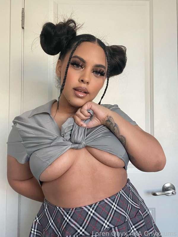 Look me in my eyes while you fuck me 😋

✎ #nerdy #ebony #cute #pokemon #exotic #bigass #gamer #reader #brunette #fyp
 