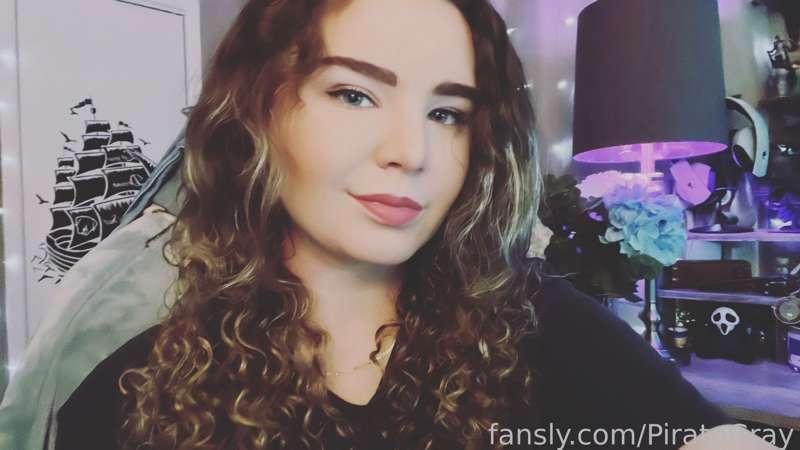 Ya girl is getting herself sorted. Had a minor surgery to remove a device I thought was previously removed during surgery last year. Took a bit of pain, numbing, and a whole lot of swear words but it’s finally done. Now my body is going to have to shift and adjust to a normal state without the fibroid and hormones.

Ngl I’ve been super down since surgery because I’ve been putting on more weight rather losing it. Even though I’m eating fairly well, moving my body and exercising more. I’m attributing that to the hormones so I’m looking forward to seeing my body (hopefully) finally shift since surgery last year. *crosses fingers* I really wanna get back into making content for y’all 💙