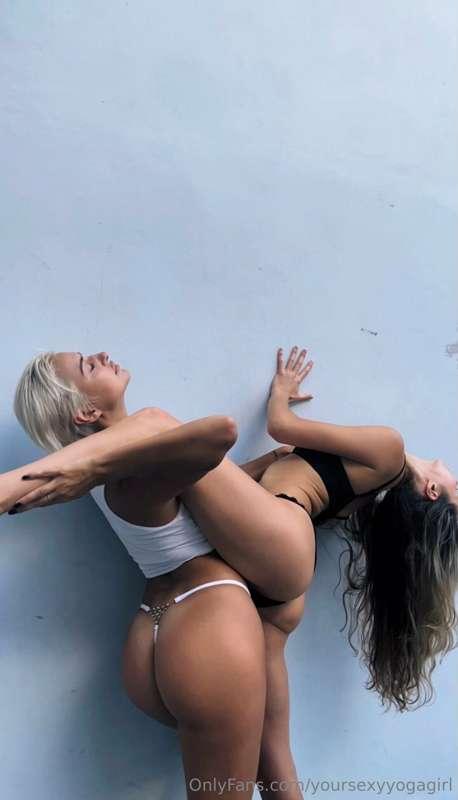When my bestie and I get carried away 🥵🔞