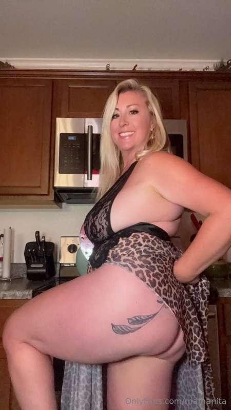 Can I be your new favorite fuck toy? ❤️ 