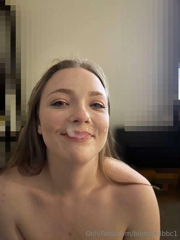 Can finally show my slutty side on here 😍 my facial from las..